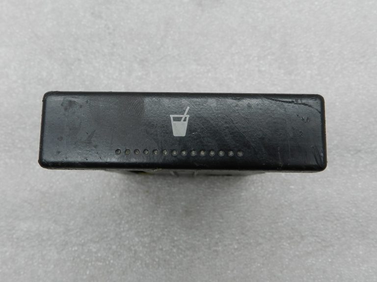 Volkswagen oriģināls tases turētājs 7M3862549A