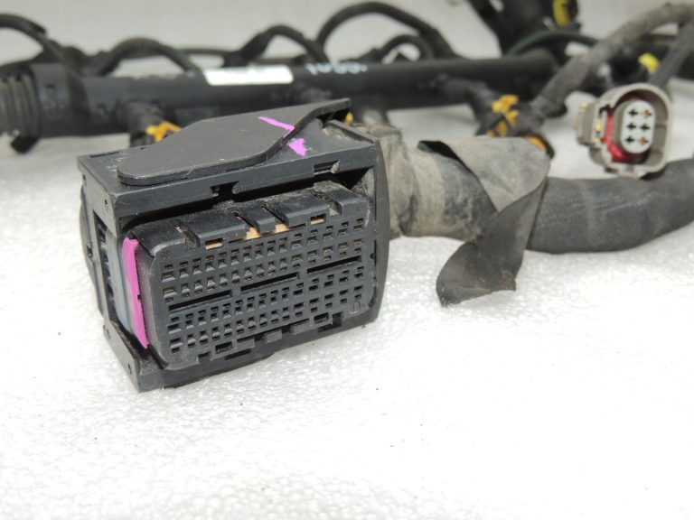 Opel Corsa D 1.3CDTi Z13DTJ Degvielas iesmidzinātāji Dzinēja elektroinstalācija 55218682