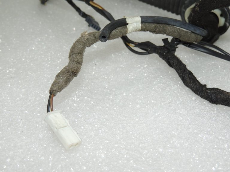 Opel Meriva B aizmugurējo durvju instalācijas instalācija 13362970 13332189