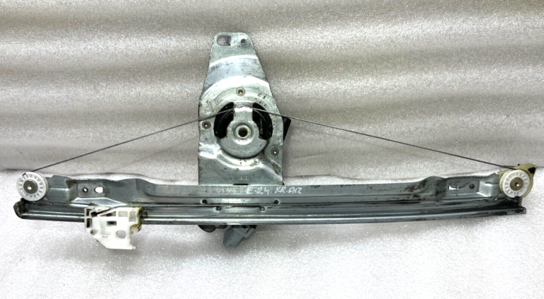 Citroen C4 Grand Picasso Oriģinālais aizmugurējais kreisais loga regulators 9223C1