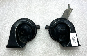 BMW X3 E83 Horn Fanfāra Zema skaņas signāla Augsts skaņas signāls 61333403281 61333403279