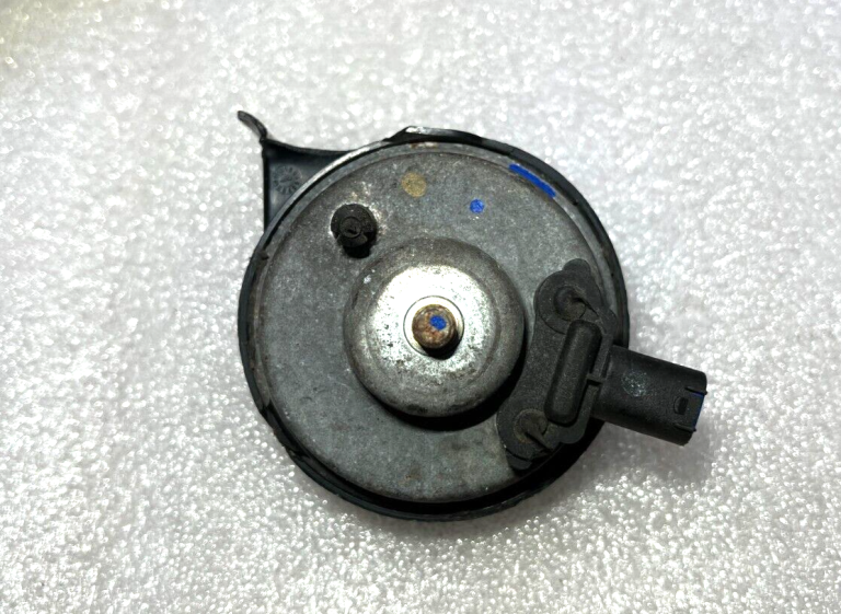 BMW X3 E83 Horn Fanfāra Zema skaņas signāla Augsts skaņas signāls 61333403281 61333403279
