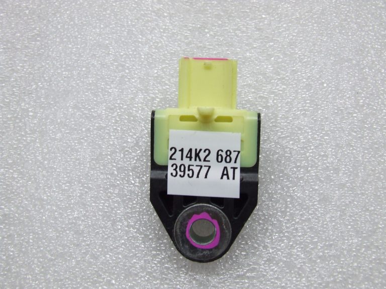 Toyota Yaris P13 oriģinālais trieciena sensors 89831-0d130