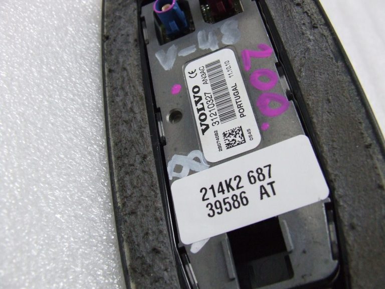 Volvo V60 I Jumta antena Antena melna 31210327