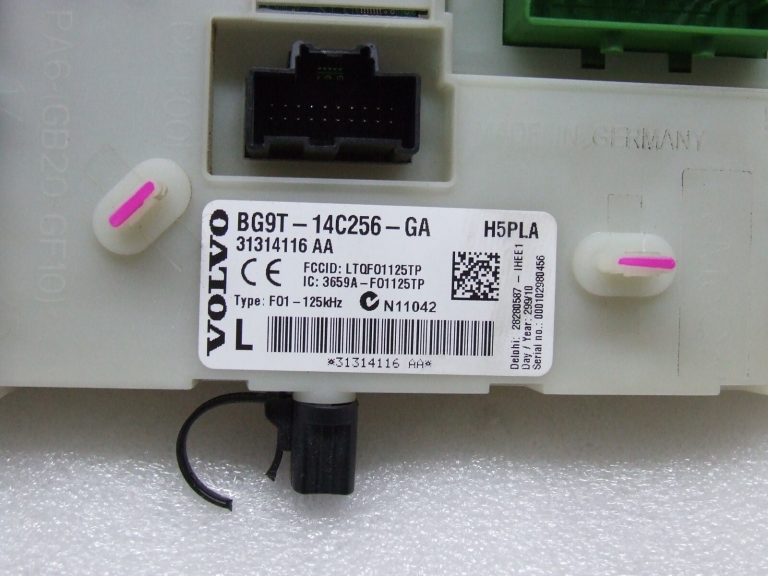 Volvo V60 I drošinātāju kārbas vadības bloks 31314116aa 31314116 bg 9t-14c256-ga