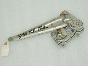 Suzuki Swift Mk1 SX4 aizmugurējais kreisais loga regulators 83540-62J00