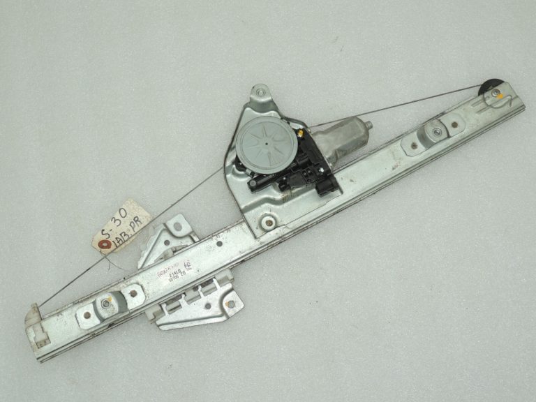 Suzuki Grand Vitara Mk3 Logu regulatora motors priekšējais labais 83401-65J00