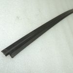 Suzuki SX4 Logu līstes blīvējums priekšējais labais 8381179J00