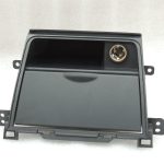 OEM Suzuki SX4 instrumentu paneļa pelnu trauks 7383079J105PK