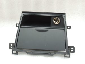 OEM Suzuki SX4 instrumentu paneļa pelnu trauks 7383079J105PK