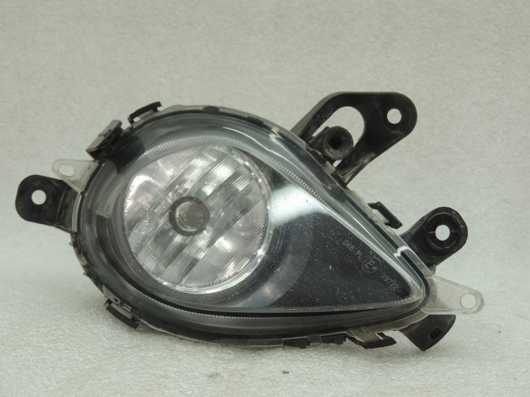 Opel Zafira C Priekšējais labais miglas lukturis 20863017