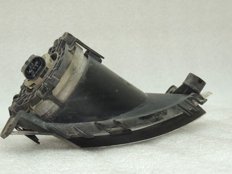 Opel Zafira C Priekšējais kreisais miglas lukturis 20863016