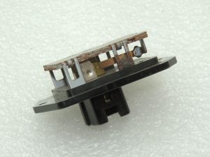 Oriģināls Suzuki SX4 I ventilatora rezistors 741405858J00
