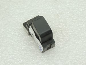 Suzuki Grand Vitara III переключатель электрического стеклоподъемника 37995-62J00