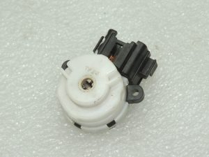 Suzuki Grand Vitara III aizdedzes slēdzis 37111-58J00