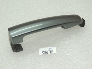 Suzuki Grand Vitara III ārējā aizmugurējo durvju rokturis pelēks 82812-63J00-ZDL