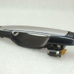 Suzuki Grand Vitara II Ārējais labās puses durvju rokturis hroms/melns 8281052D10GZ9