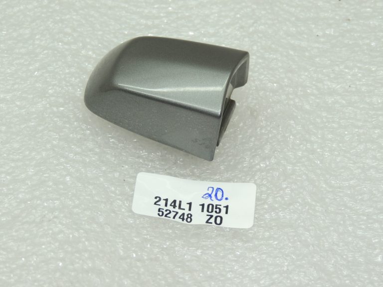 Suzuki Grand Vitara III aizmugurējais ārējais vāciņš pelēks 82833-63J00-ZDL
