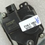 Suzuki Jimny III Durvju slēdzene priekšējā kreisā 82202-81A21