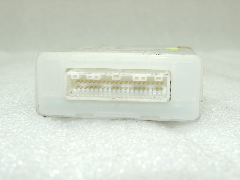 Suzuki SX4 Bezatslēgu vadības bloks 3717179J23