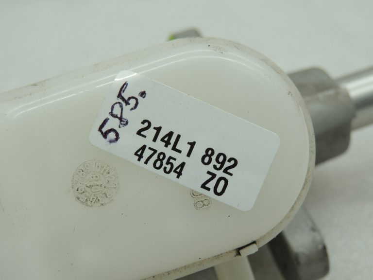 OEM Suzuki SX4 bremžu galvenais cilindrs 51100-79J00
