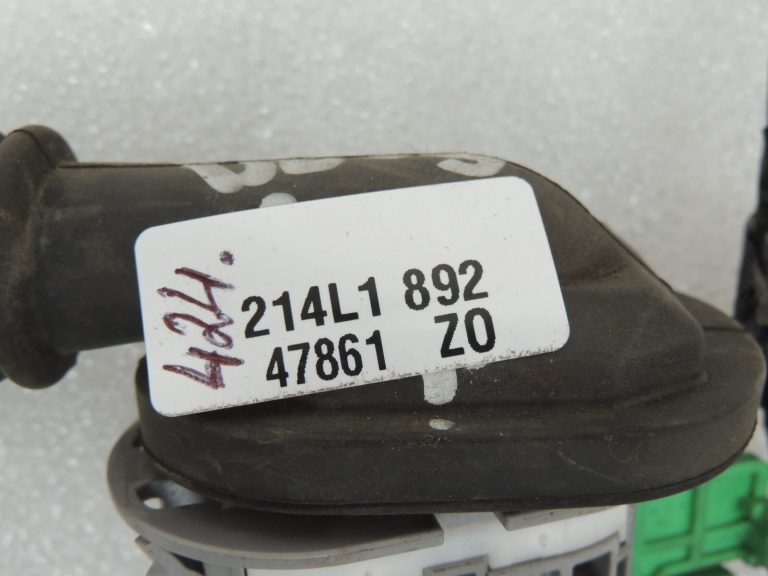 Suzuki SX4 Priekšējo durvju instalācija priekšējā kreisā 3675679JA1