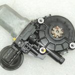 Suzuki Swift Mk1 dzinēja logu regulators priekšējais kreisais 83440-63J50