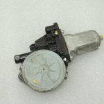 Suzuki Grand Vitara Mk3 aizmugurējais kreisais loga regulators 83502-65J00