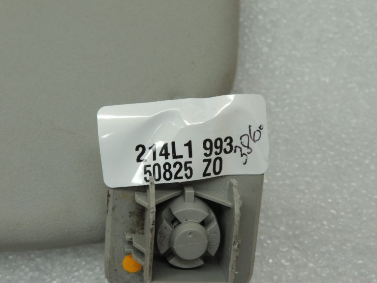 Suzuki Swift Saules aizsarglīdzeklis pelēks priekšējais labais 84801-62J10-6GS