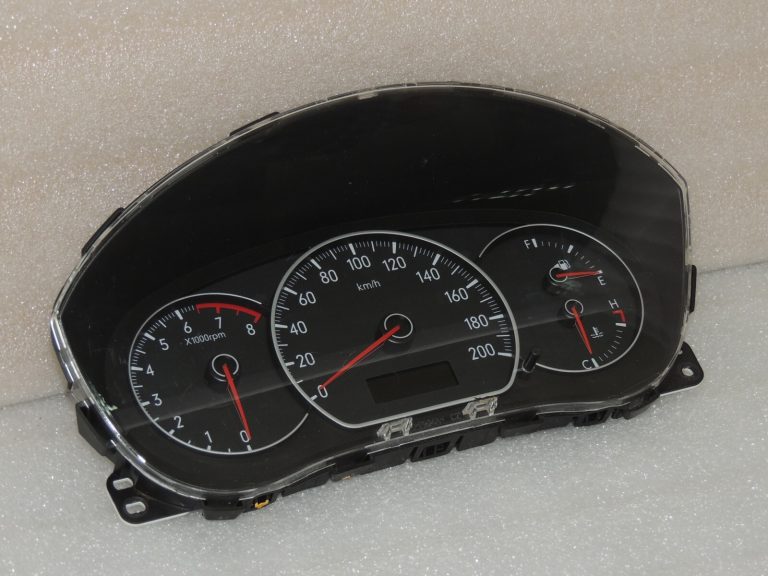 Suzuki SX4 benzīna instrumentu klasteris km/h 134453Tkm 34100-79JA1