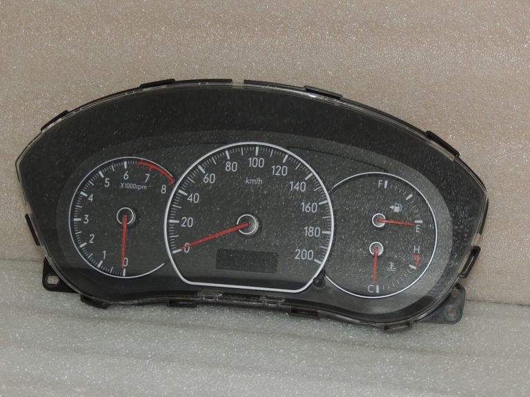 Suzuki SX4 benzīna instrumentu klasteris km/h 134453Tkm 34100-79JA1