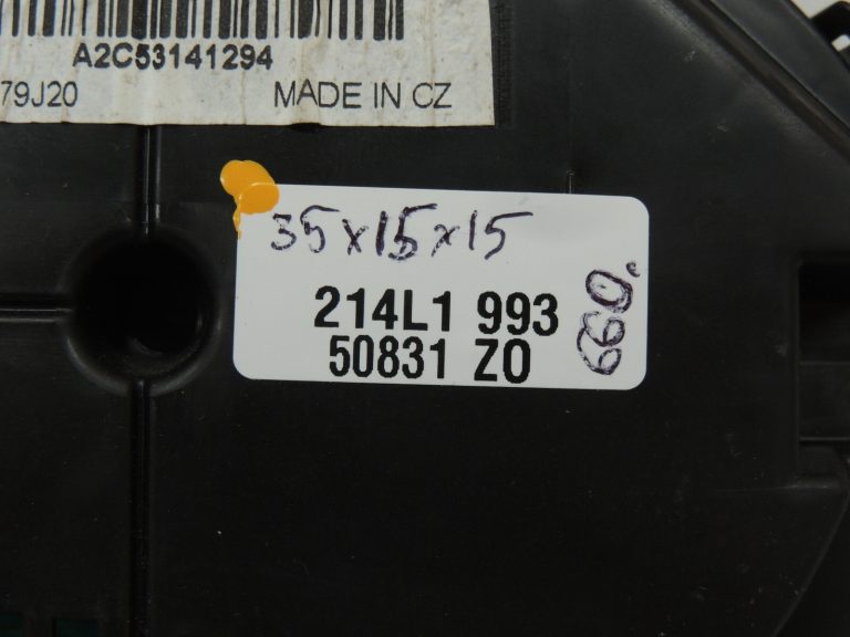 Suzuki SX4 benzīna instrumentu klasteris km/h 134453Tkm 34100-79JA1