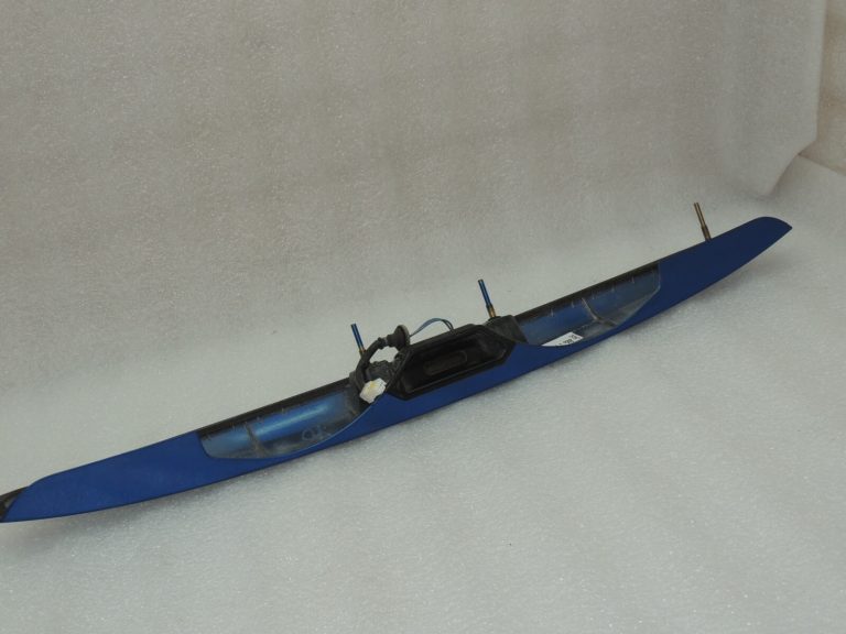 OEM Suzuki SX4 aizmugurējo durvju apdare ZCG Kasimir Blue ar slēdzi