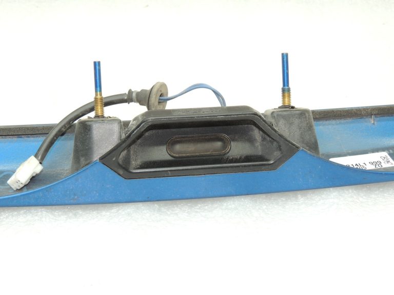 OEM Suzuki SX4 aizmugurējo durvju apdare ZCG Kasimir Blue ar slēdzi