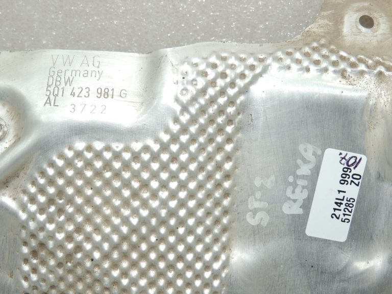 Seat Cupra Leon KL8 1.5TSIC siltuma vairogs stūres pārnesumkārbai 5Q1423981G