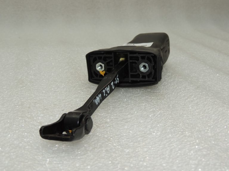Seat Cupra Leon KL8 Durvju slēdzene Durvju bremze Aizmugurējā labā 5FA839179