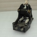 Suzuki Swift Mk1 oriģinālā pārnesumu pārslēgšanas svira 5 ātrumu 28100-63JA0