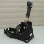 Suzuki Swift Mk1 oriģinālā pārnesumu pārslēgšanas svira 5 ātrumu 28100-63JA0