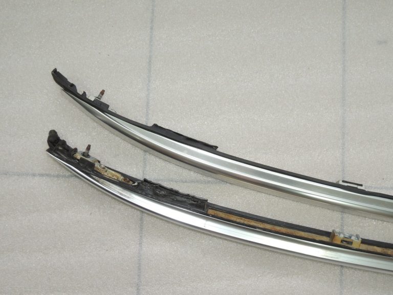 Suzuki Vitara Mk4 jumta sliedes komplekts sudraba 78210-54P10-PNG 78220-54P10-PNG