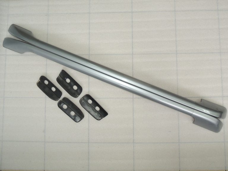 Suzuki Grand Vitara Mk2 jumta margu komplekts sudraba 78210-65D02-Z2R, 78220-65D02-Z2R