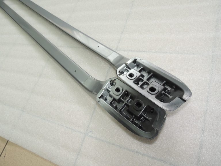 Suzuki Grand Vitara Mk2 jumta margu komplekts sudraba 78210-65D02-Z2R, 78220-65D02-Z2R