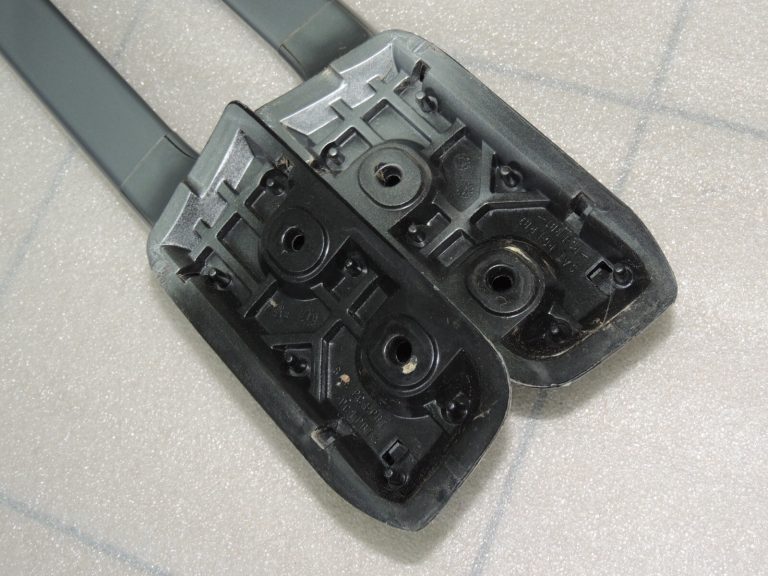 Suzuki Grand Vitara Mk2 jumta margu komplekts sudraba 78210-65D02-Z2R, 78220-65D02-Z2R
