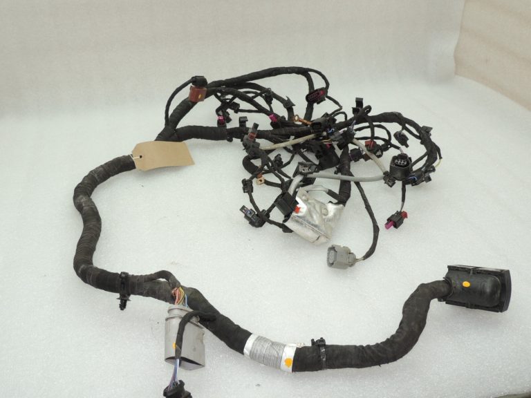 OEM Seat Cupra Leon KL8 1.5TSIC motora elektroinstalācijas instalācija 05E972610B