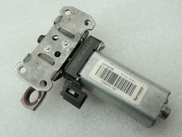 Seat Cupra Leon KL8 Sēdekļa regulēšanas motors Sēdekļa regulēšana priekšējais kreisais 4K0881105K