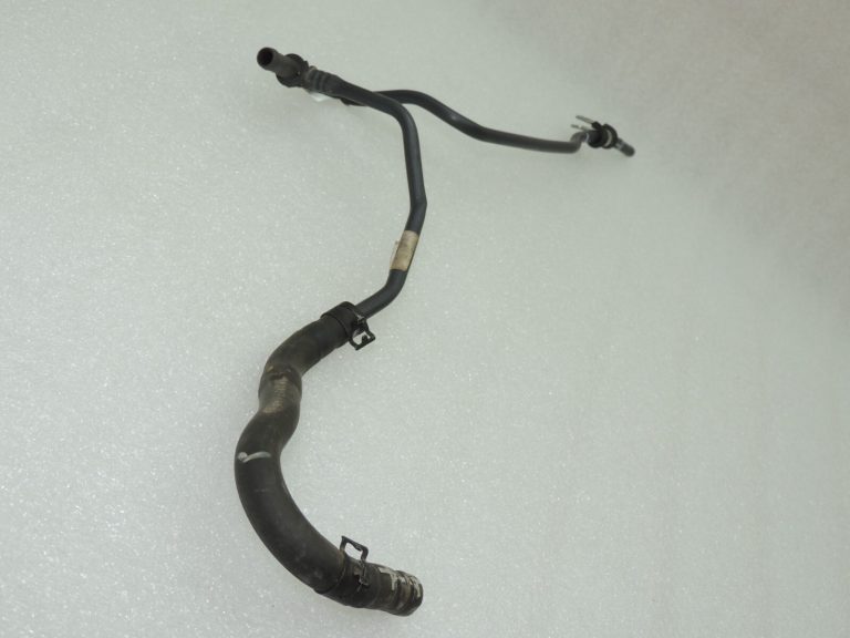 OEM Seat Cupra Leon KL8 1.5TSIC dzesēšanas šķidruma šļūtene Dzesēšanas šķidruma caurules šļūtene
