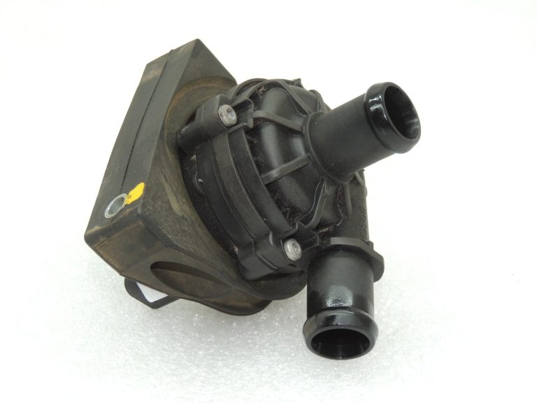 OEM Seat Cupra Leon KL8 1.5TSIC dzesēšanas šķidruma sūknis ūdens sūknis 5Q0965567N