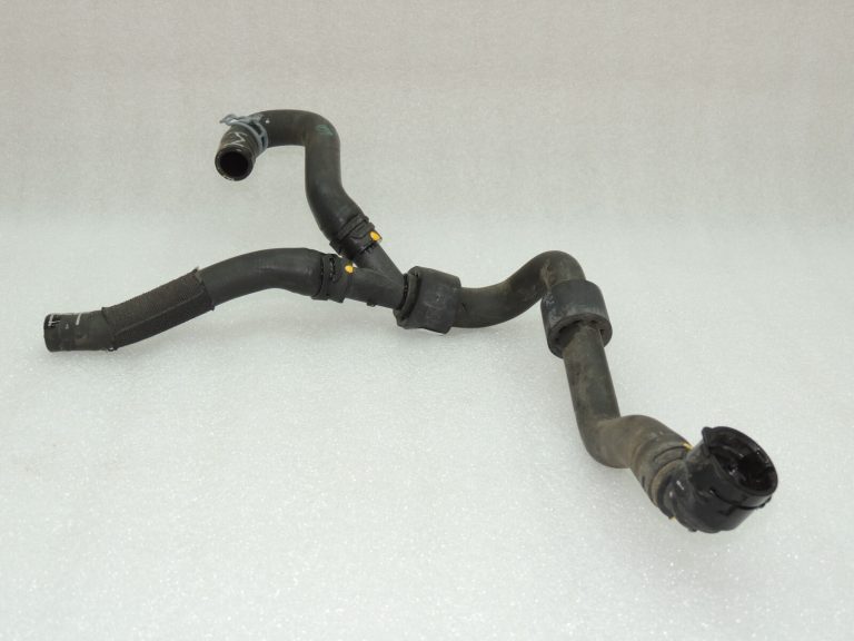 OEM Seat Cupra Leon KL8 1.5TSIC dzesēšanas ūdens šļūtene 5Q0122051FA