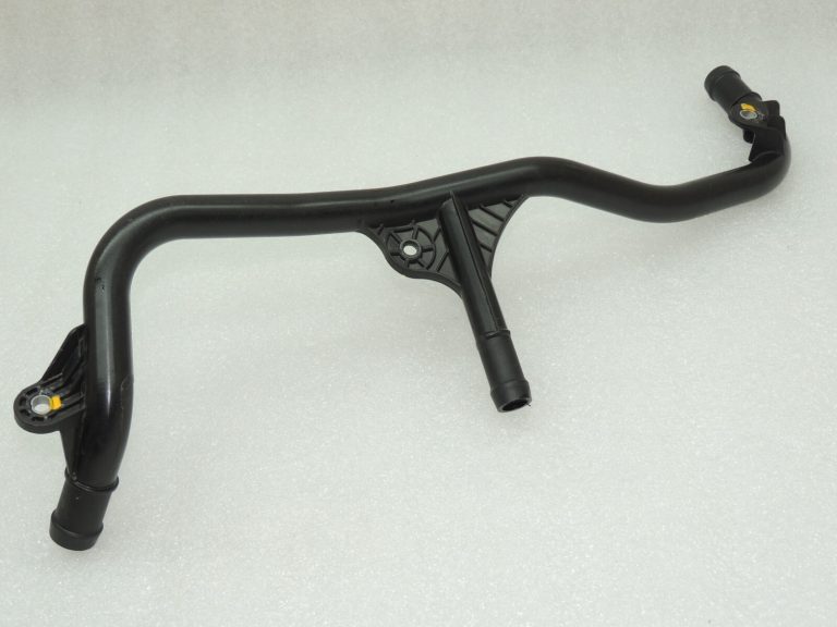 OEM Seat Cupra Leon KL8 1.5TSIC dzesēšanas šķidruma caurule 05E121070