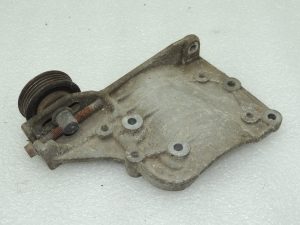 Suzuki SX4 motora stiprinājums 9511162J00
