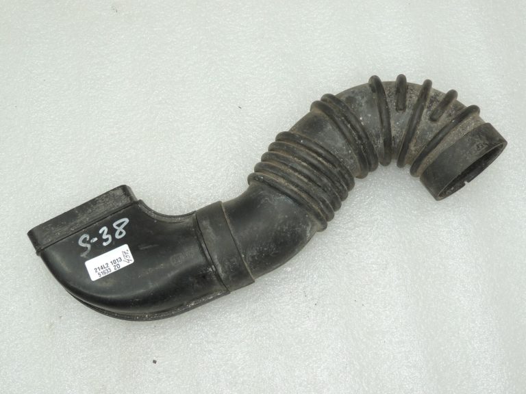 Suzuki SX4 gaisa ieplūdes šļūtene 1376680J00